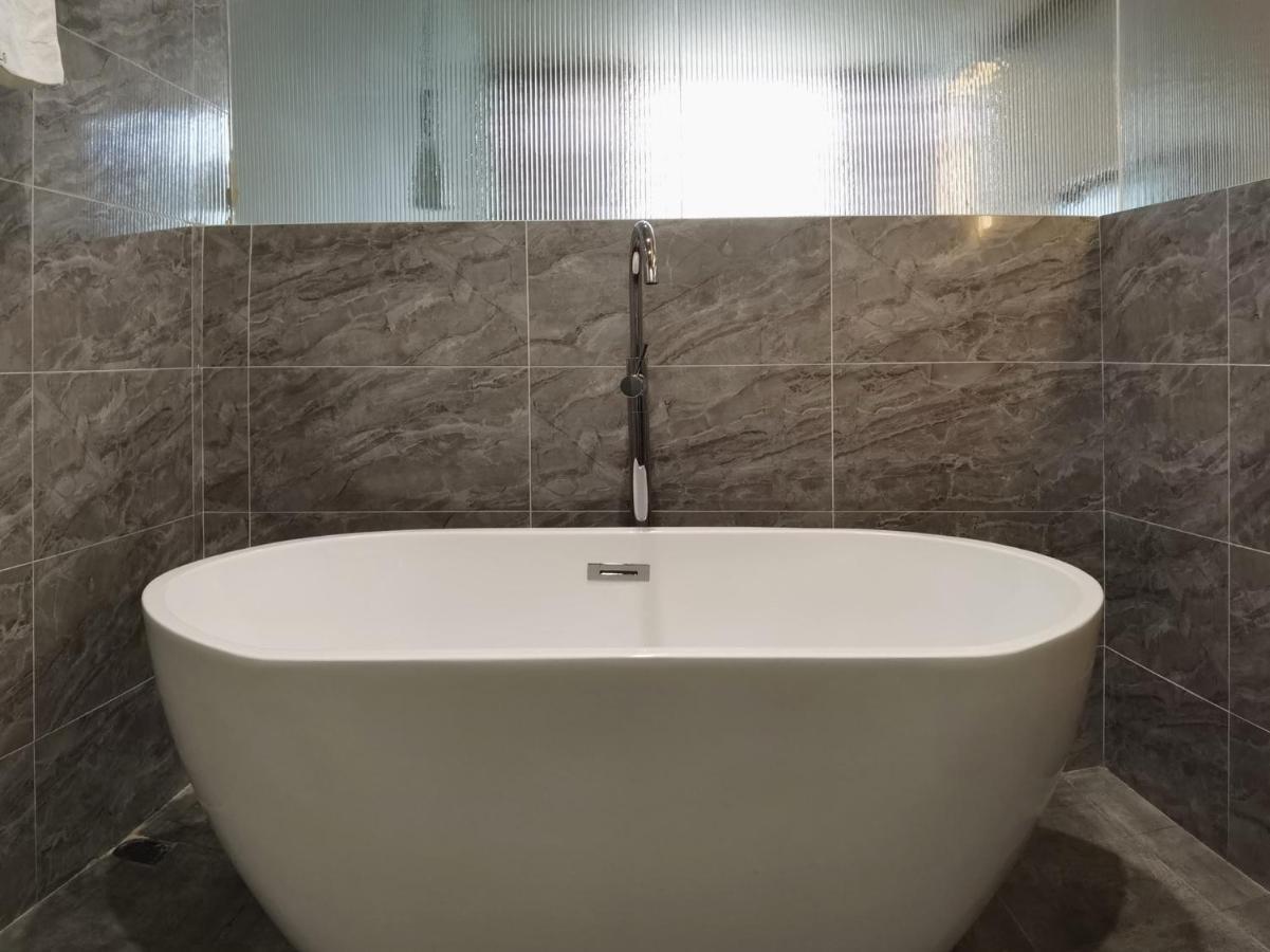C3 Hotels Янчжоу Экстерьер фото
